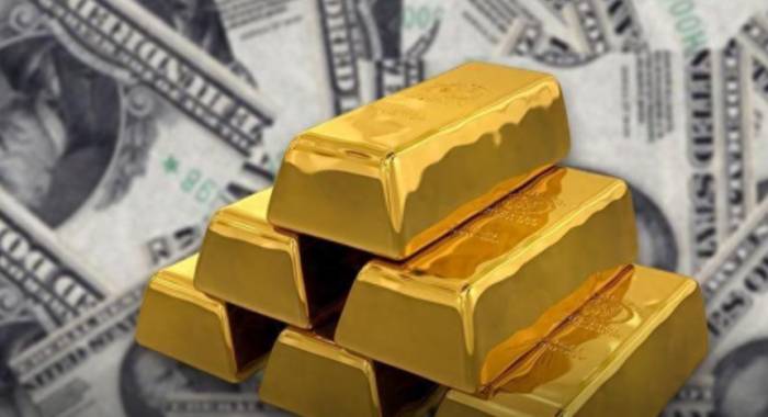 Gold price surges and falls back