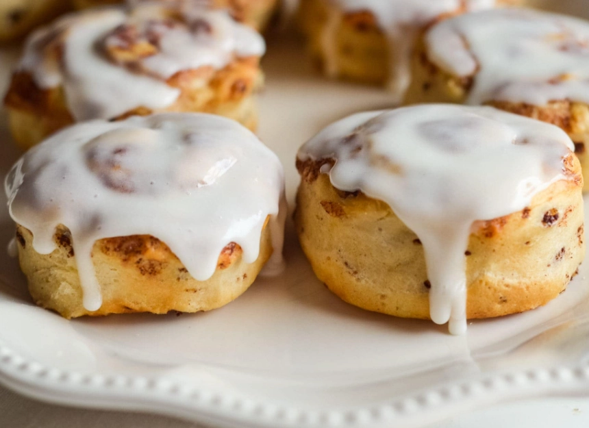 how to make cinnamon rolls in air fryer