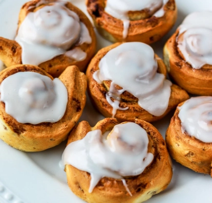 cinnamon rolls air fryer