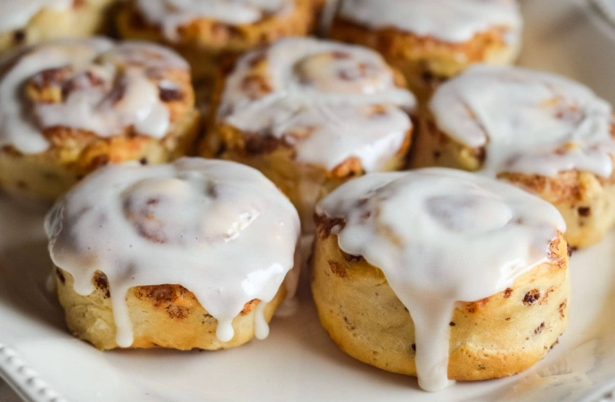 air fryer cinnamon rolls