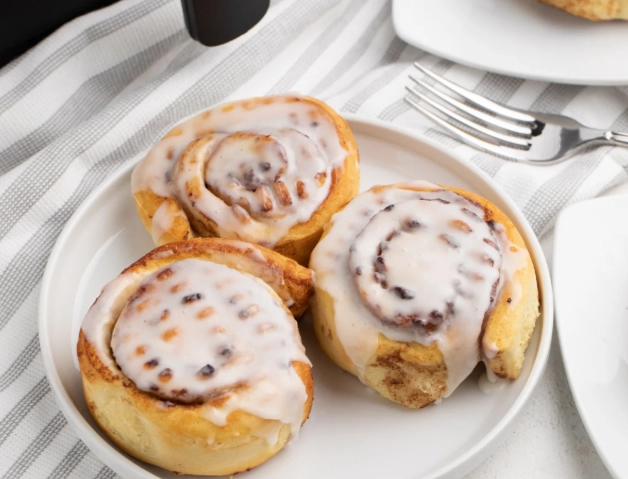 air fryer cinnamon rolls