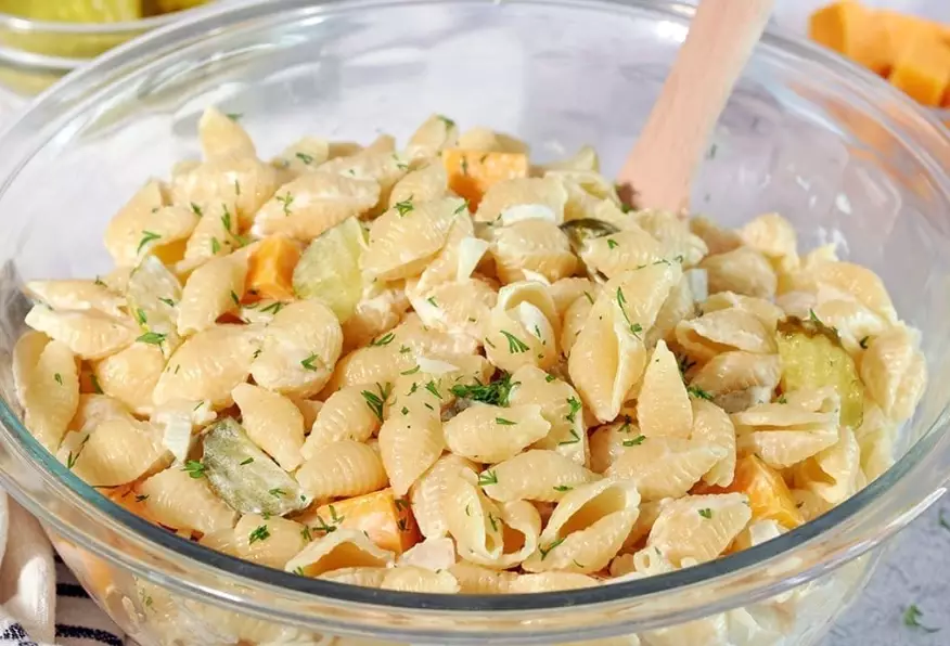 creamy dill pasta salad