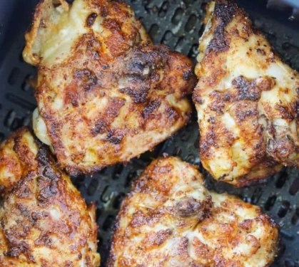 how long to air fry chicken thighs