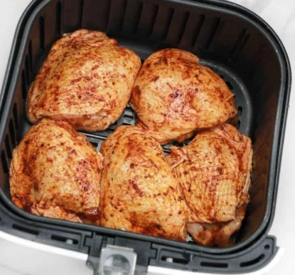 air fryer chicken thighs crispy
