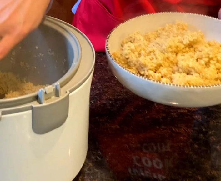 cook quinoa in rice cooker