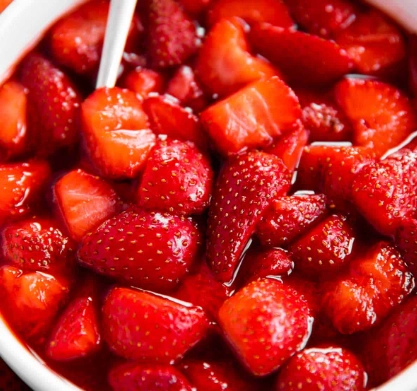how to make strawberry sauce