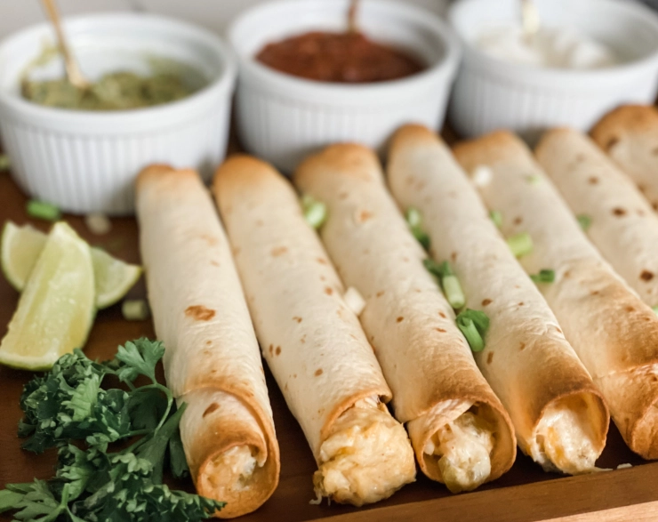 what are flautas made of