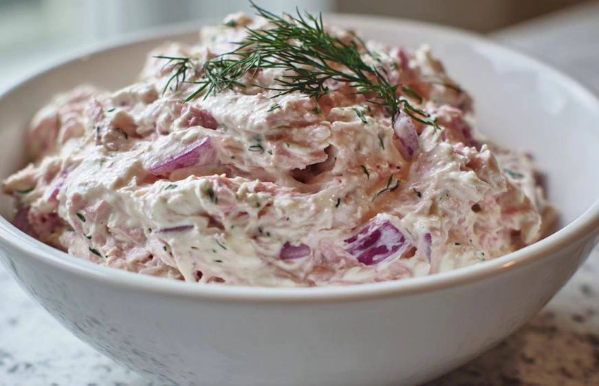 greek yogurt tuna salad