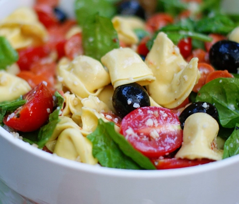 cold pasta salad with tortellini