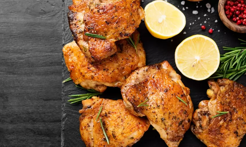 crispy air fryer chicken thighs