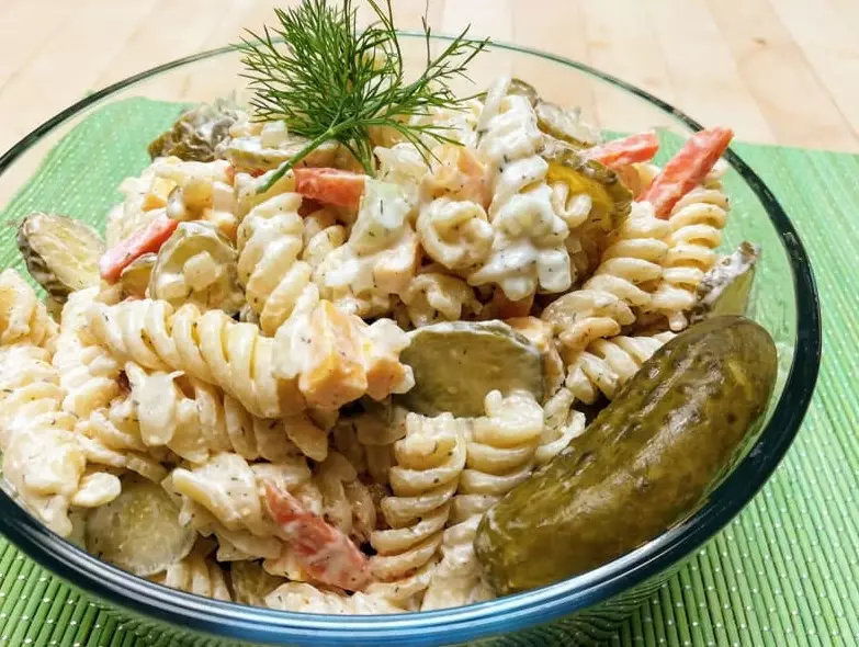 how to make pasta salad creamy