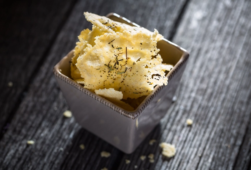 keto parmesan crisps