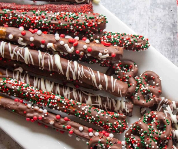 easy chocolate pretzels