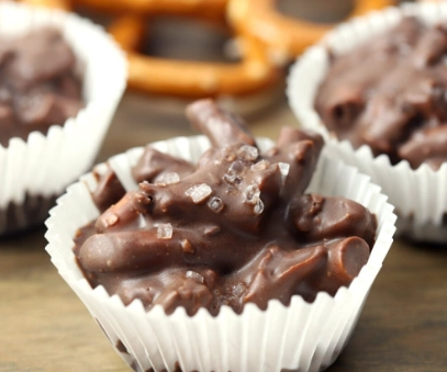 homemade chocolate pretzels homemade chocolate pretzels