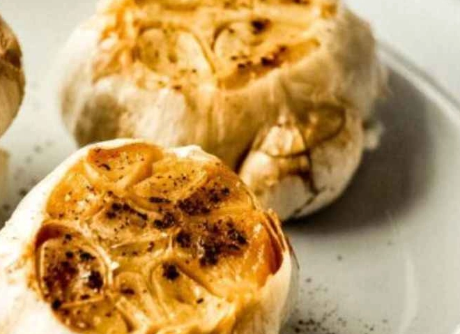 easy roasted garlic
