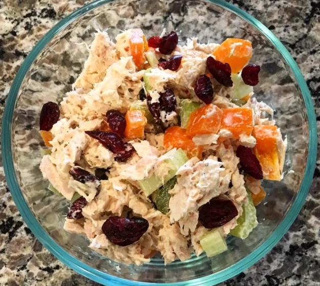healthy tuna salad lunch