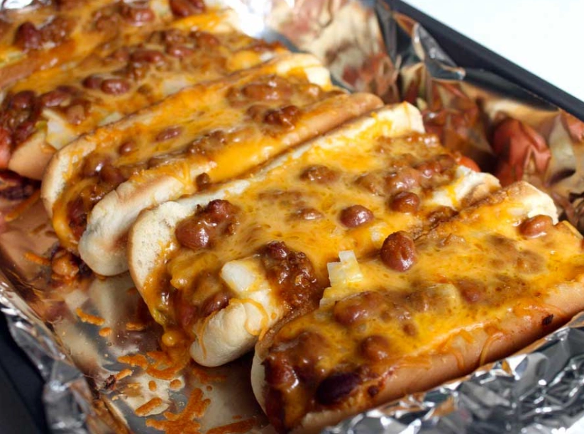 oven cooked hot dogs