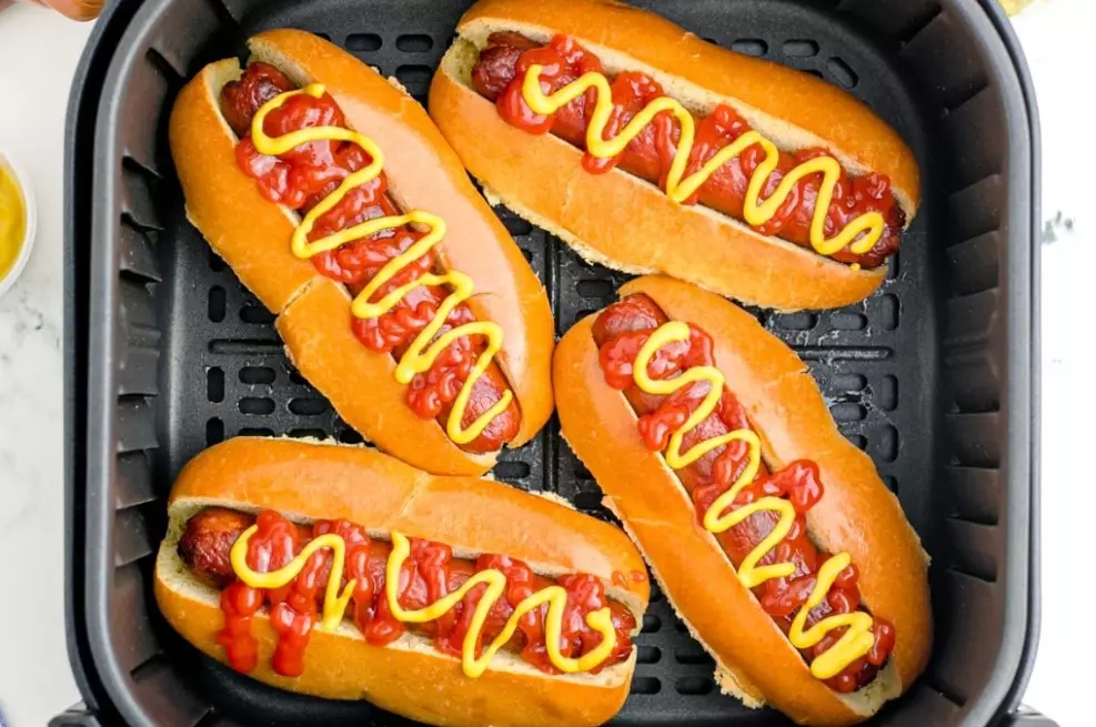 Air fryer hot dogs without buns