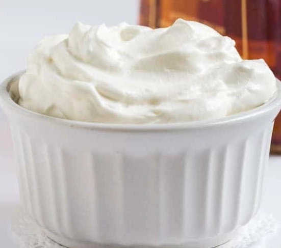 how to make whipped cream cheese