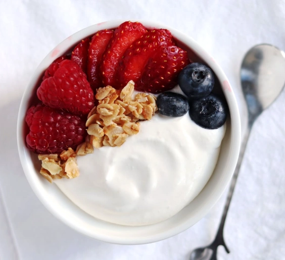 light yogurt frosting
